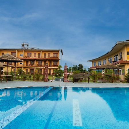 Sisai Park Village Chitwan Exterior photo