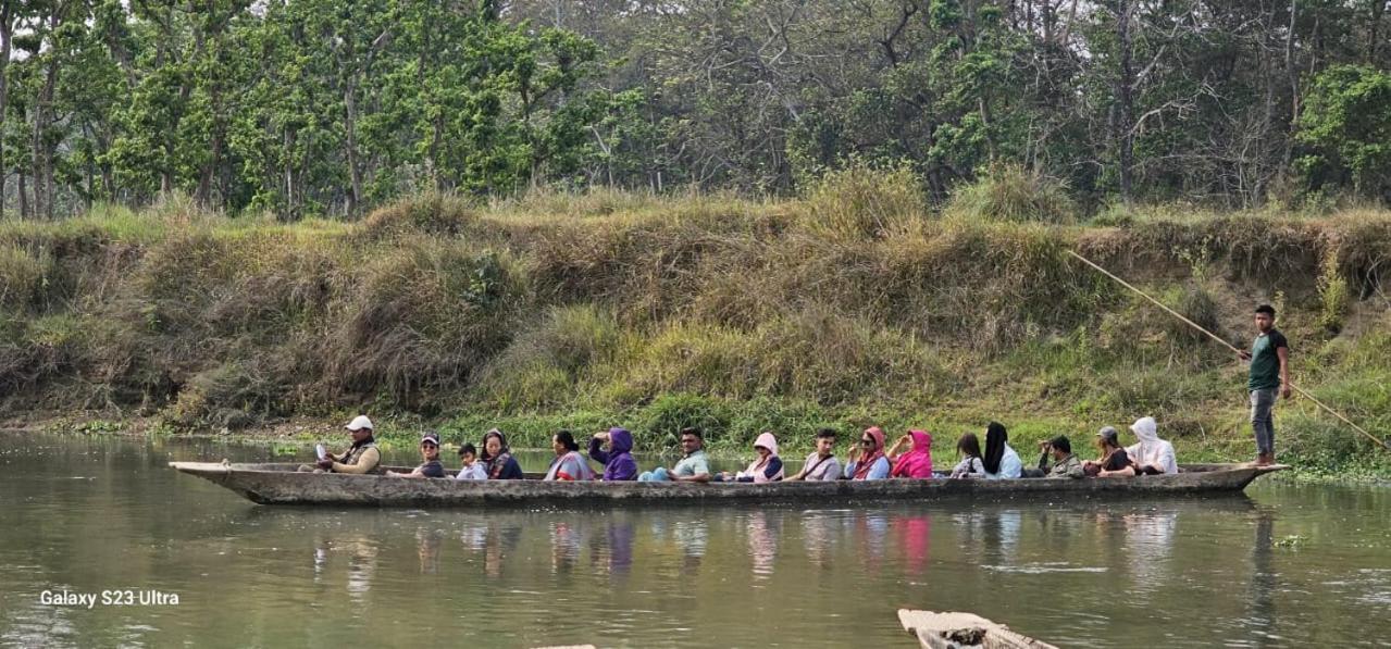 Sisai Park Village Chitwan Exterior photo